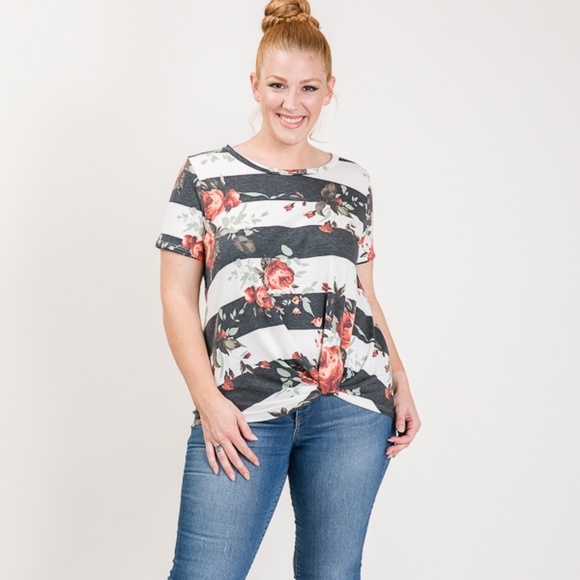 FLORAL KNOTTED TOP - Picture 1 of 2